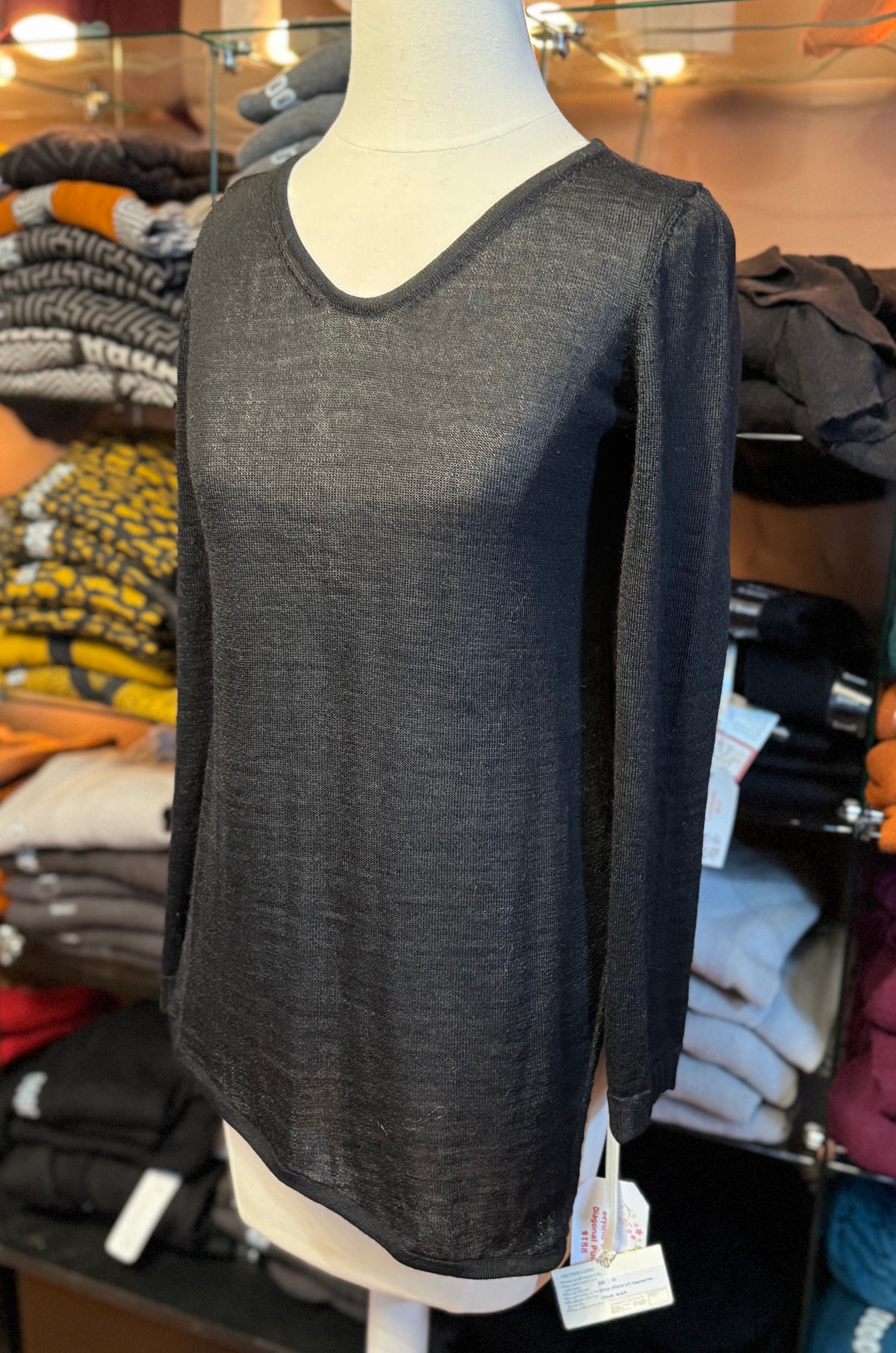 Diagonal Pullover