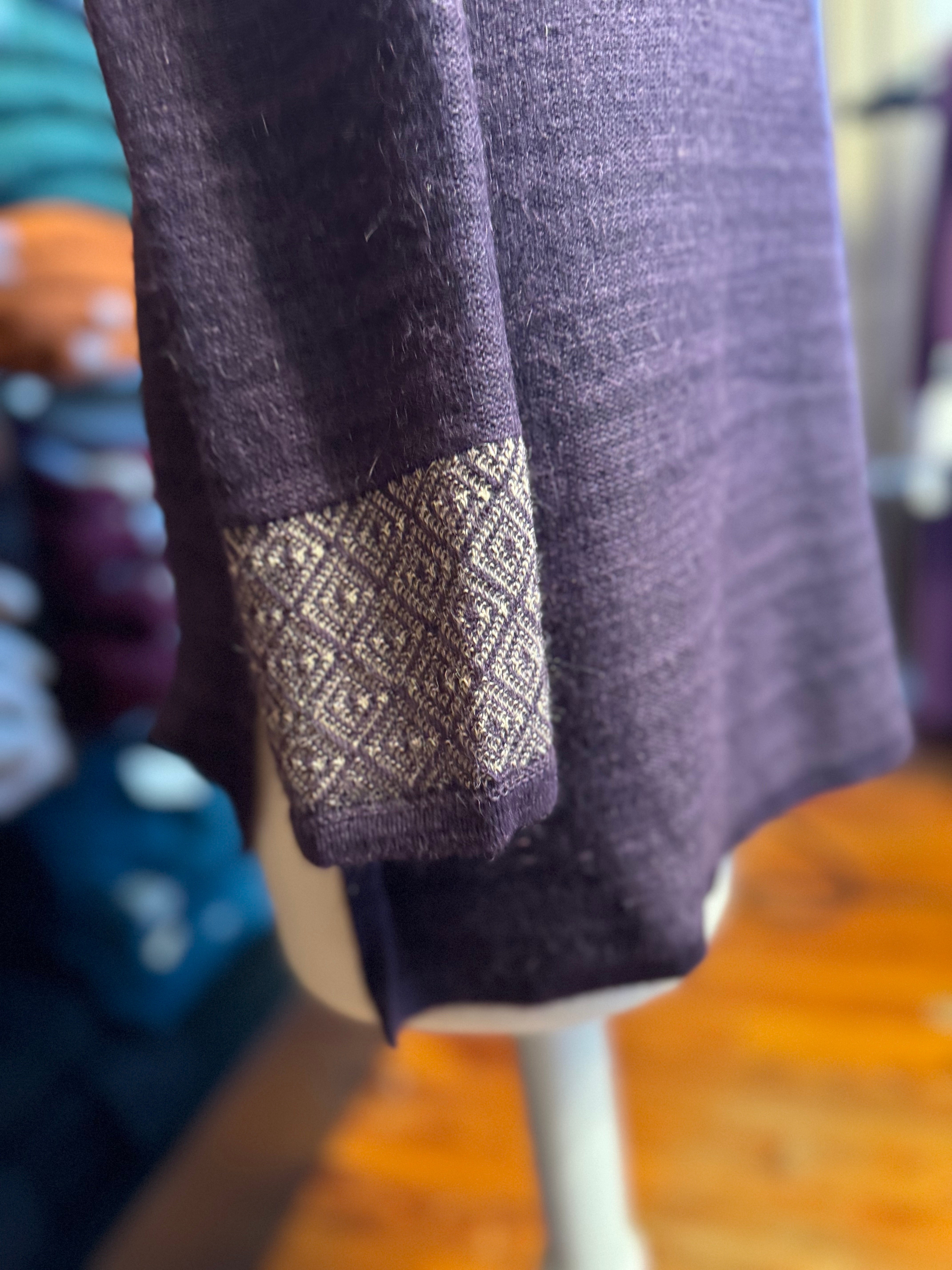 Ninatambo Cardigan