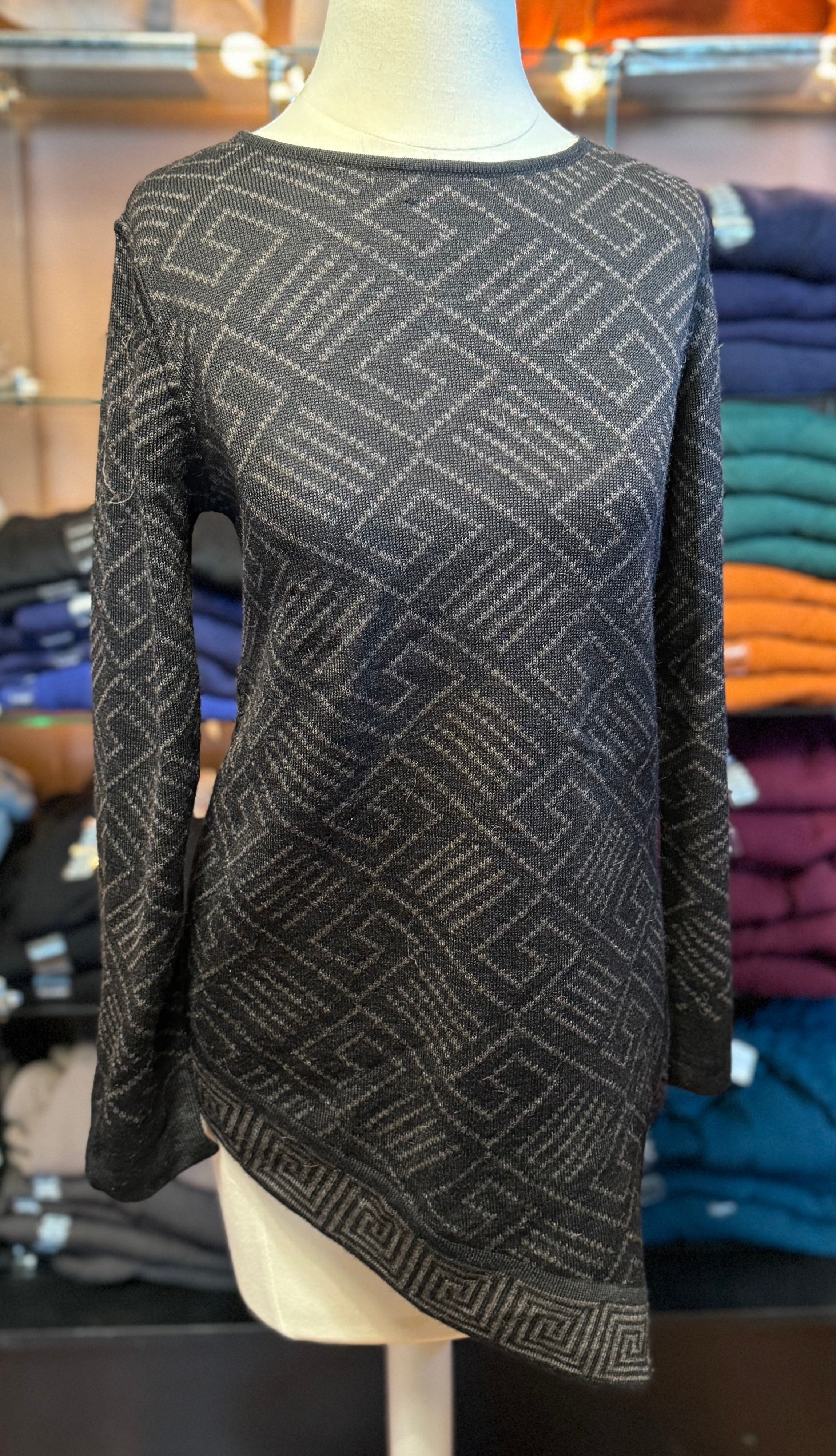 Paracas Edge Pullover
